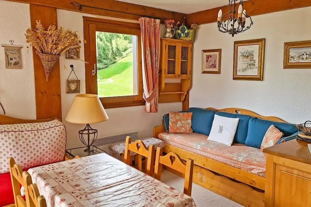Exceptional View Of Village And Mountain Megeve Apartment